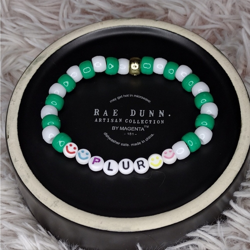 😀😀PLUR😀😀 KANDI BRACELET